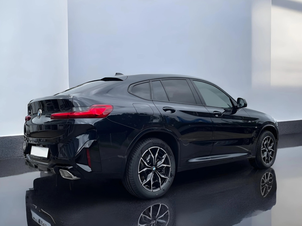 BMW X4 xDrive 20d M-Sport (2)