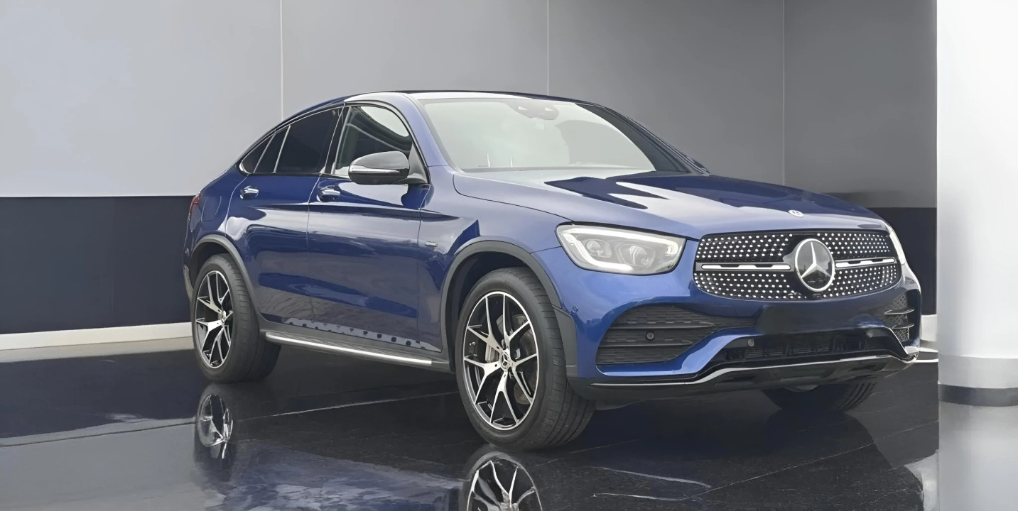 Mercedes-Benz GLC Coupe 300e 4MATIC AMG Line