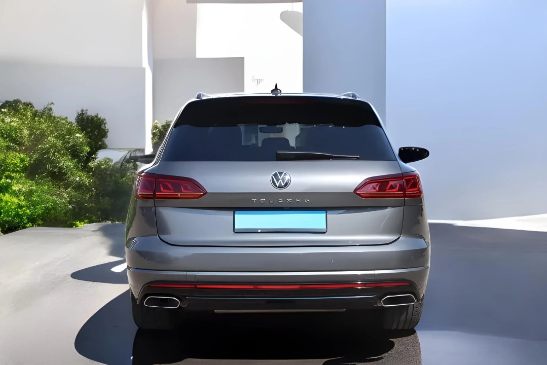 Volkswagen Touareg V6 3.0TDI R-Line - foto 6