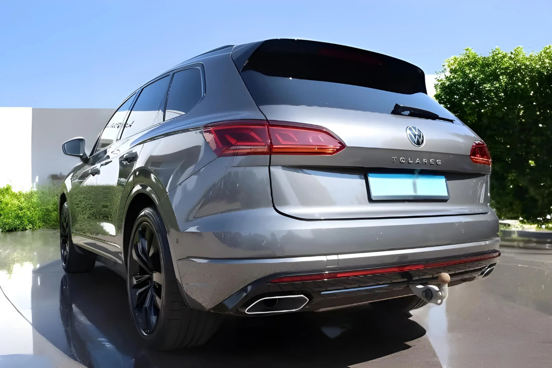 Volkswagen Touareg V6 3.0TDI R-Line - foto 7