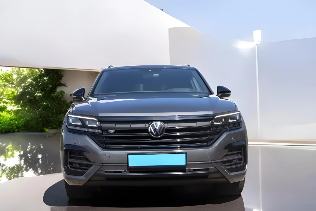 Volkswagen Touareg V6 3.0TDI R-Line (3)