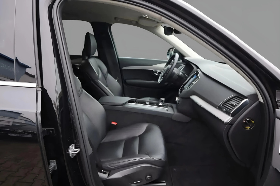Volvo XC 90 B5 AWD Momentum - foto 12