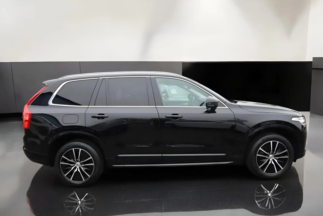 Volvo XC 90 B5 AWD Momentum (4)