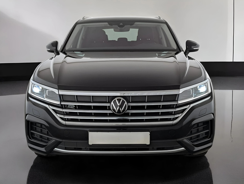 Volkswagen Touareg V6 3.0TDI R-Line (2)