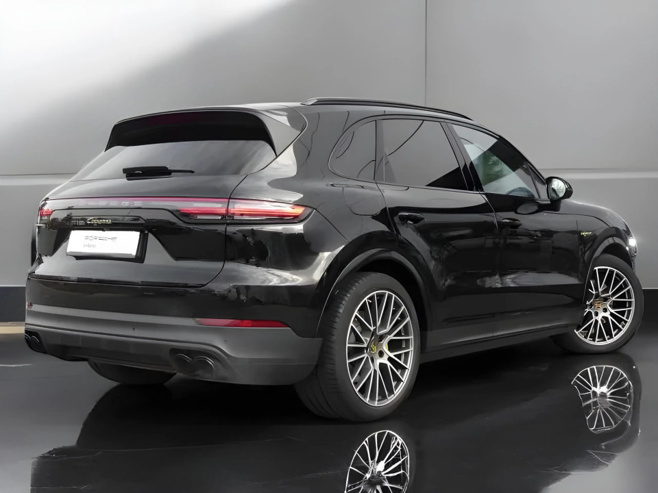 Porsche Cayenne E-Hybrid Platinum Edition (3)