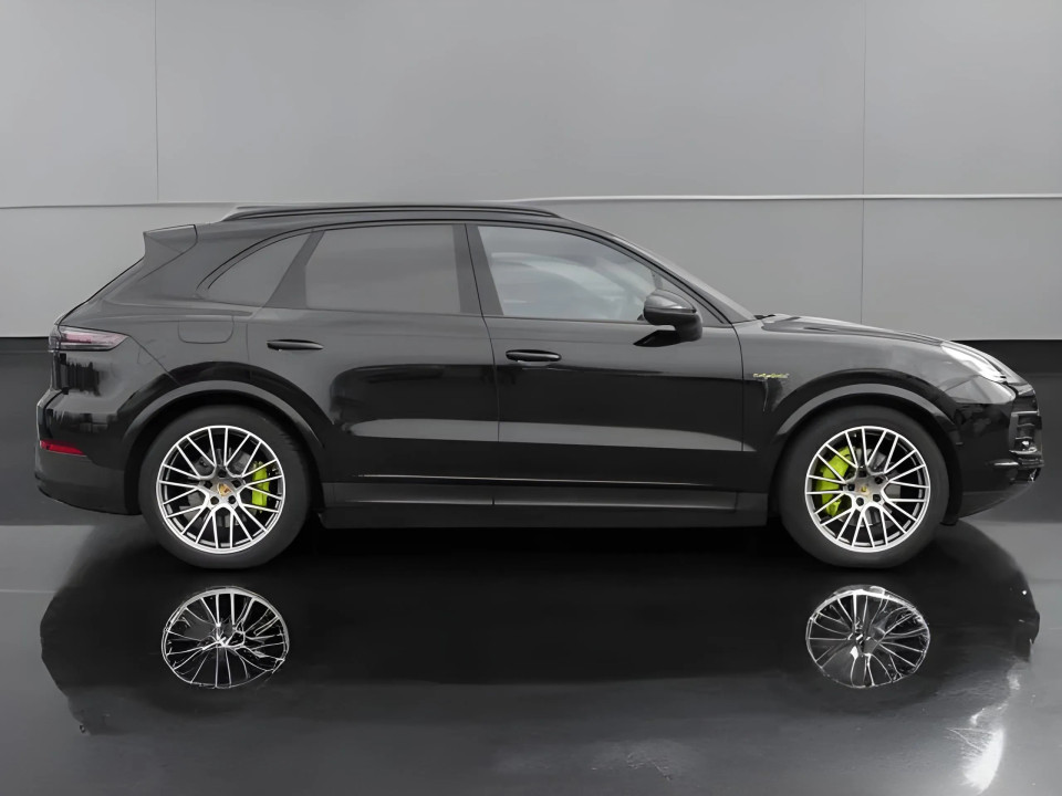 Porsche Cayenne E-Hybrid Platinum Edition (2)