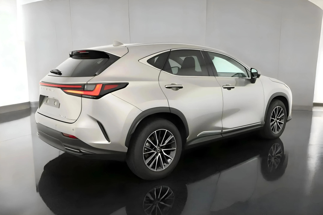 Lexus Seria NX 350h Executive Line (3)