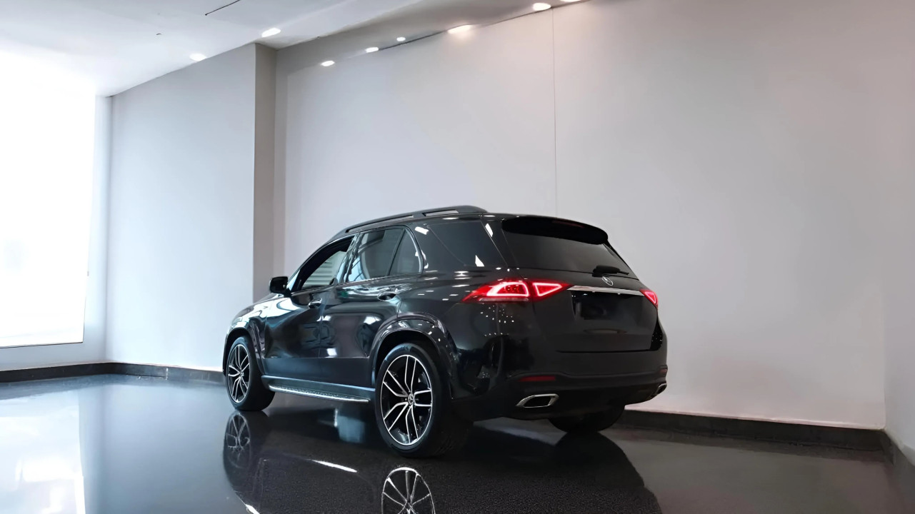 Mercedes-Benz GLE 450 4Matic AMG 7 Locuri (4)