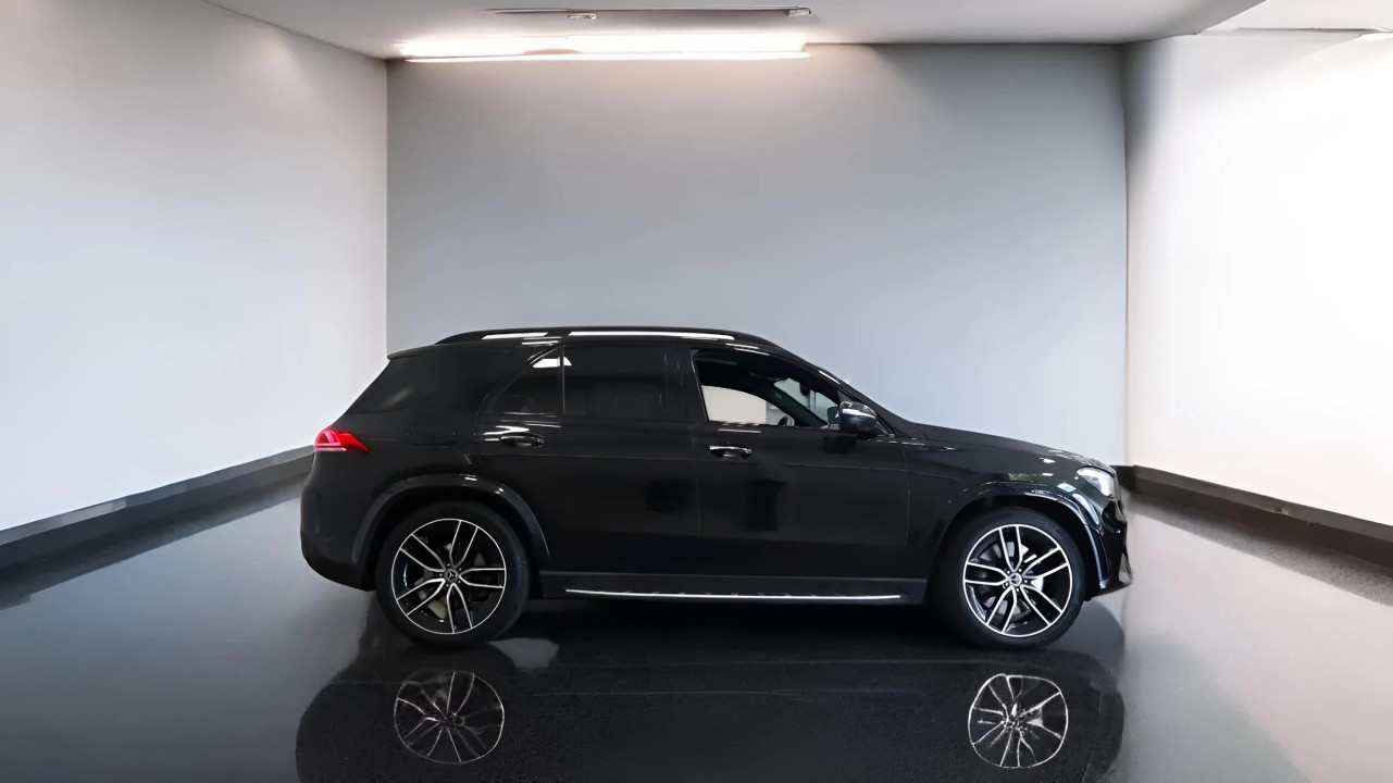 Mercedes-Benz GLE 450 4Matic AMG 7 Locuri (2)