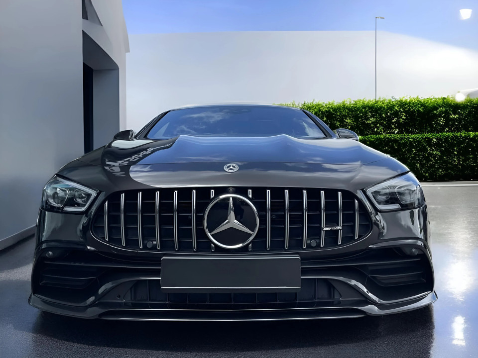 Mercedes-Benz AMG GT-4 43 4MATIC+ (2)