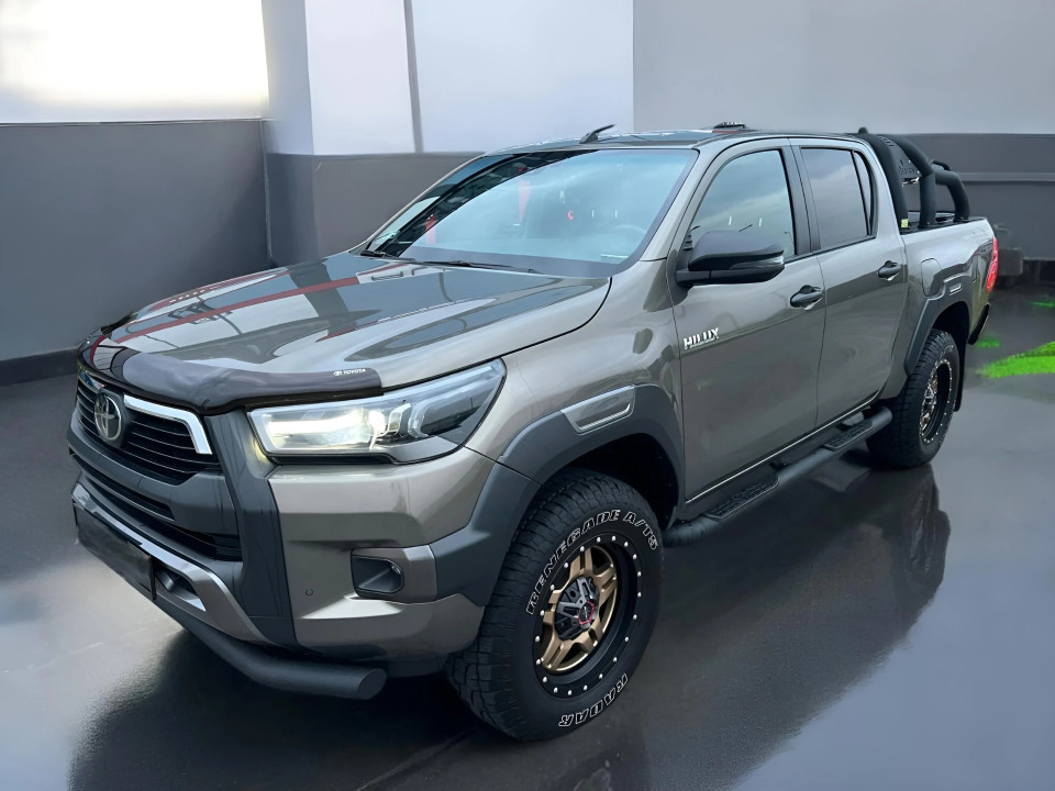 Toyota Hilux 2.8 D4-D Invincible