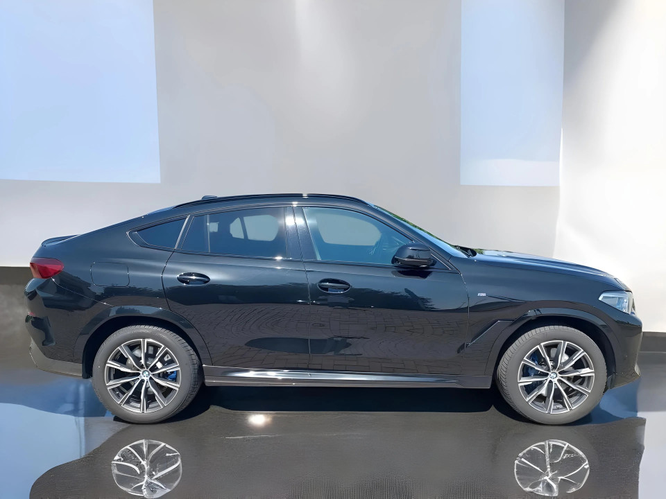 BMW X6 xDrive30d M-Sport (2)