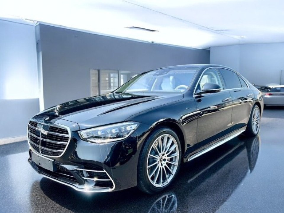 Mercedes-Benz S 450d 4MATIC AMG Line