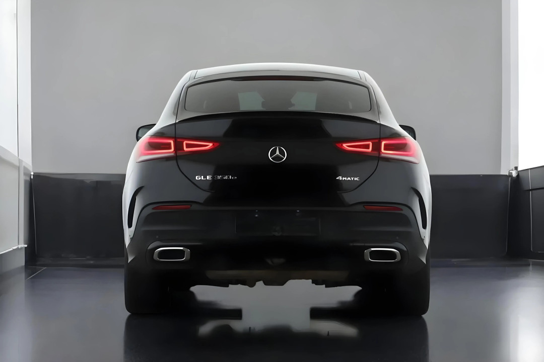 Mercedes-Benz GLE Coupe 350e 4MATIC AMG Line - foto 6