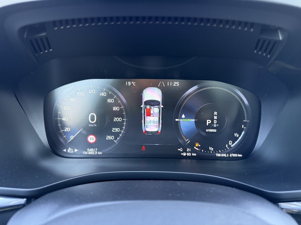 Volvo XC 60 T8 Recharge AWD R-Design - foto 23