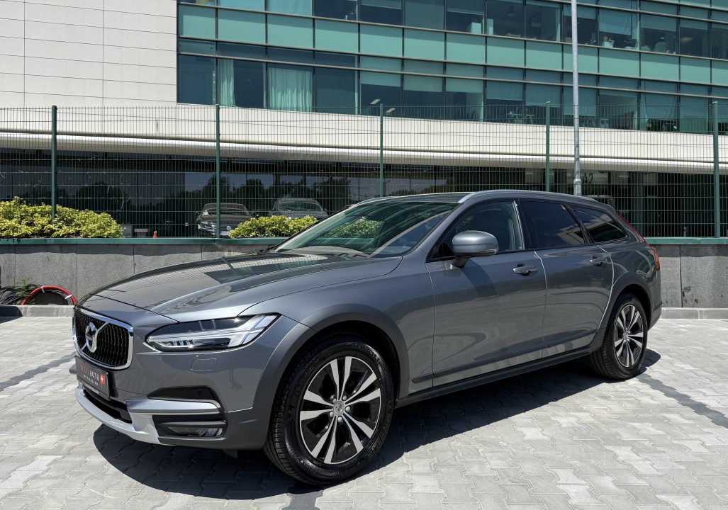 Volvo V90 Cross Country D4 AWD - foto 7