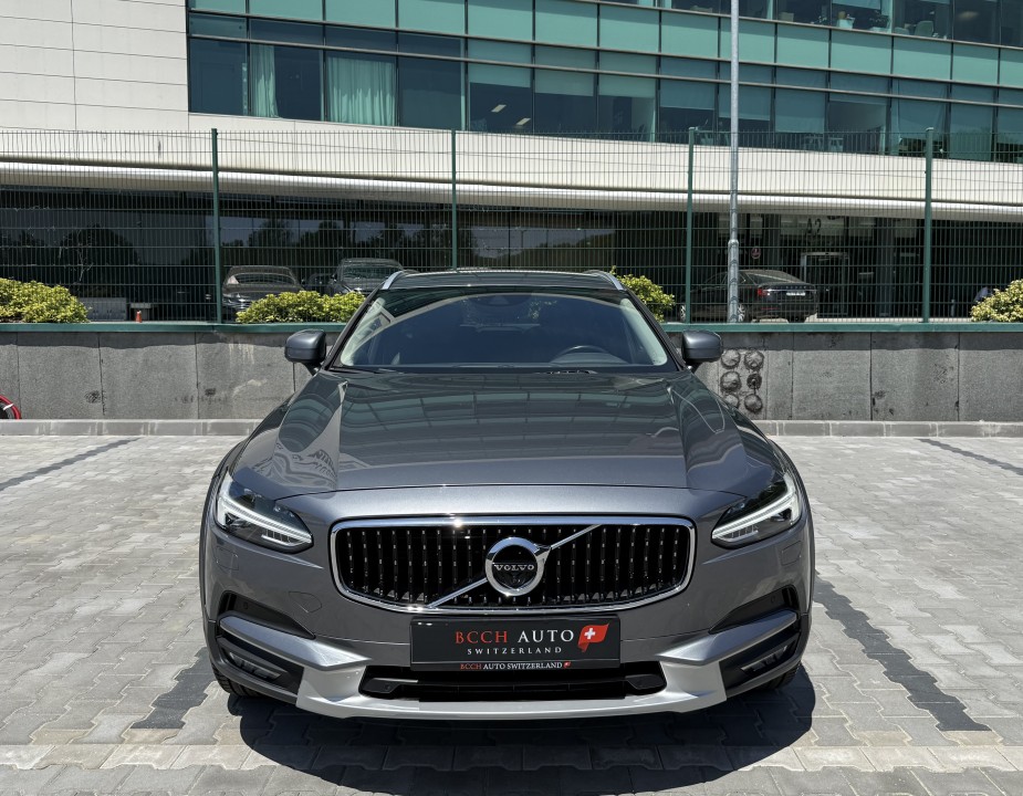 Volvo V90 Cross Country D4 AWD - foto 8