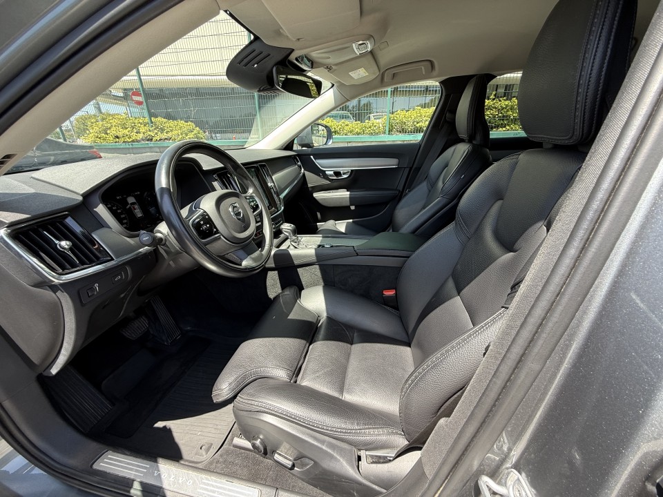 Volvo V90 Cross Country D4 AWD - foto 11