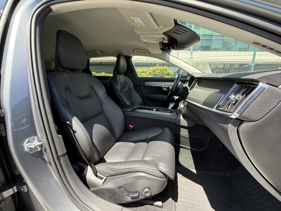 Volvo V90 Cross Country D4 AWD - foto 16