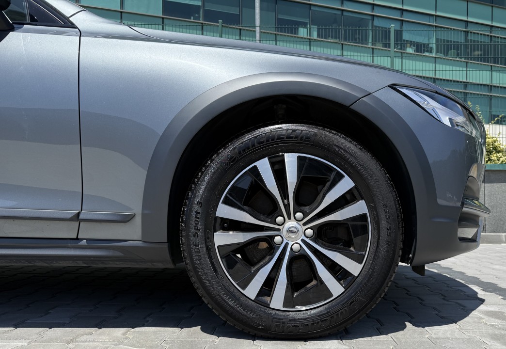 Volvo V90 Cross Country D4 AWD - foto 34