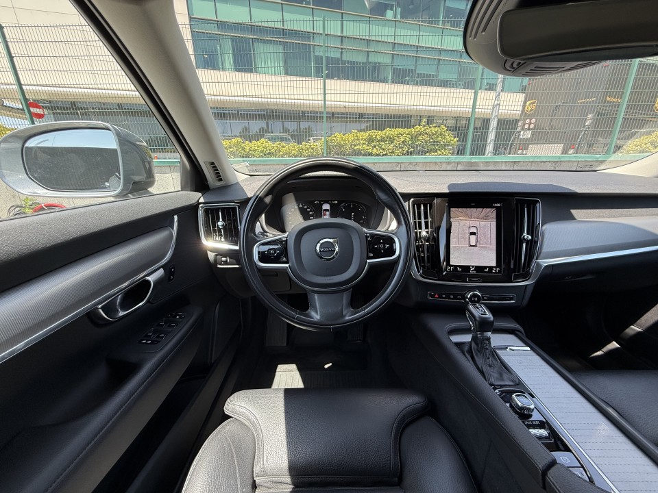 Volvo V90 Cross Country D4 AWD - foto 22