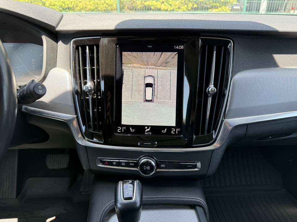 Volvo V90 Cross Country D4 AWD - foto 25