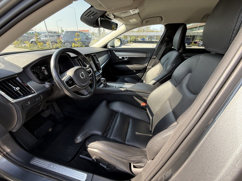 Volvo V90 Cross Country D4 AWD - foto 11