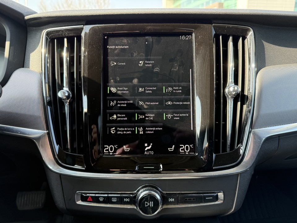 Volvo V90 Cross Country D4 AWD - foto 26