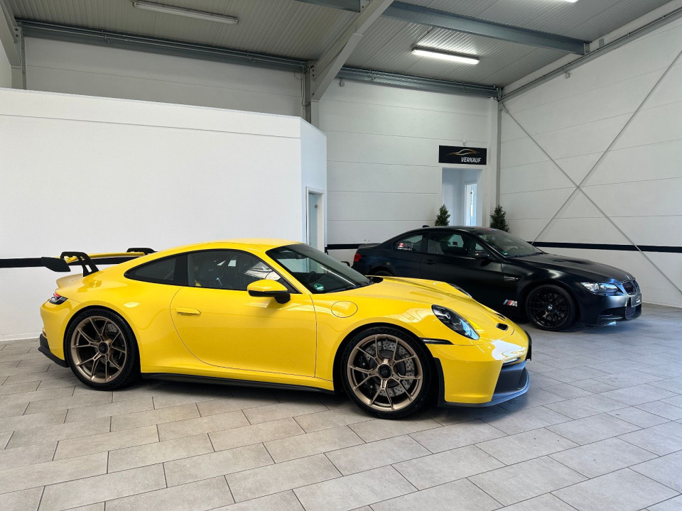 Porsche 911 GT3 PDK (992) (2)