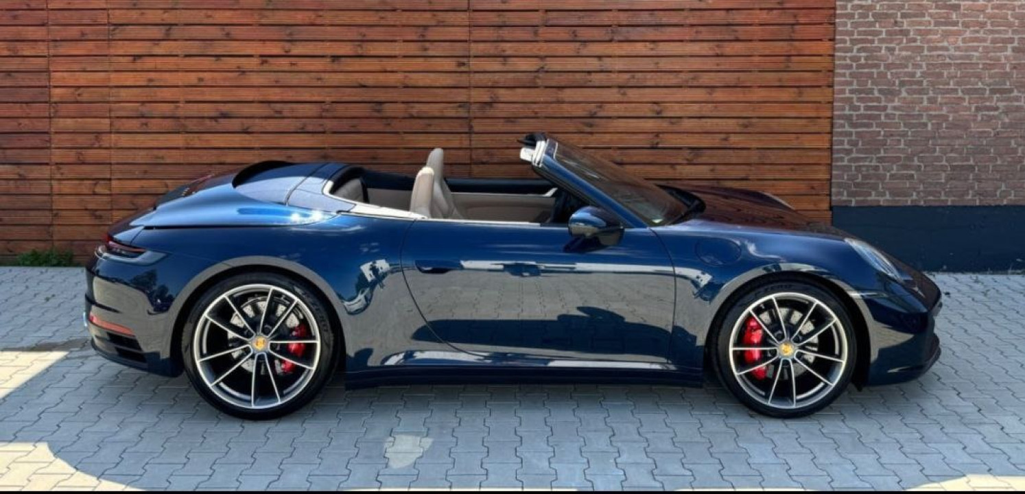Porsche 911 Carrera S Cabriolet (992) (2)