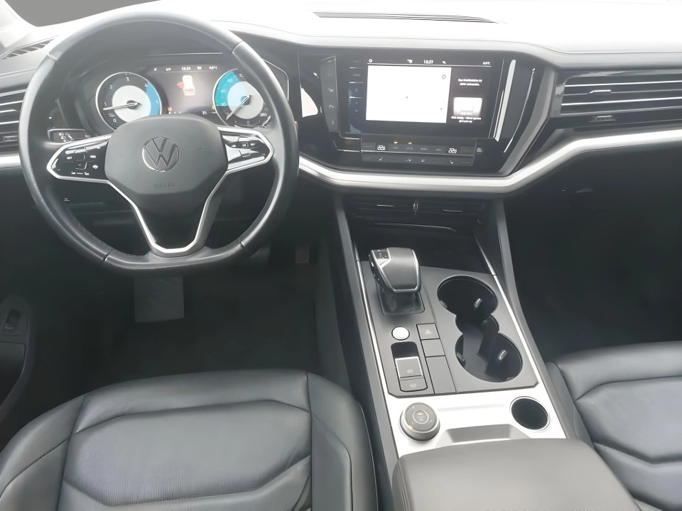 Volkswagen Touareg V6 TDI - foto 8