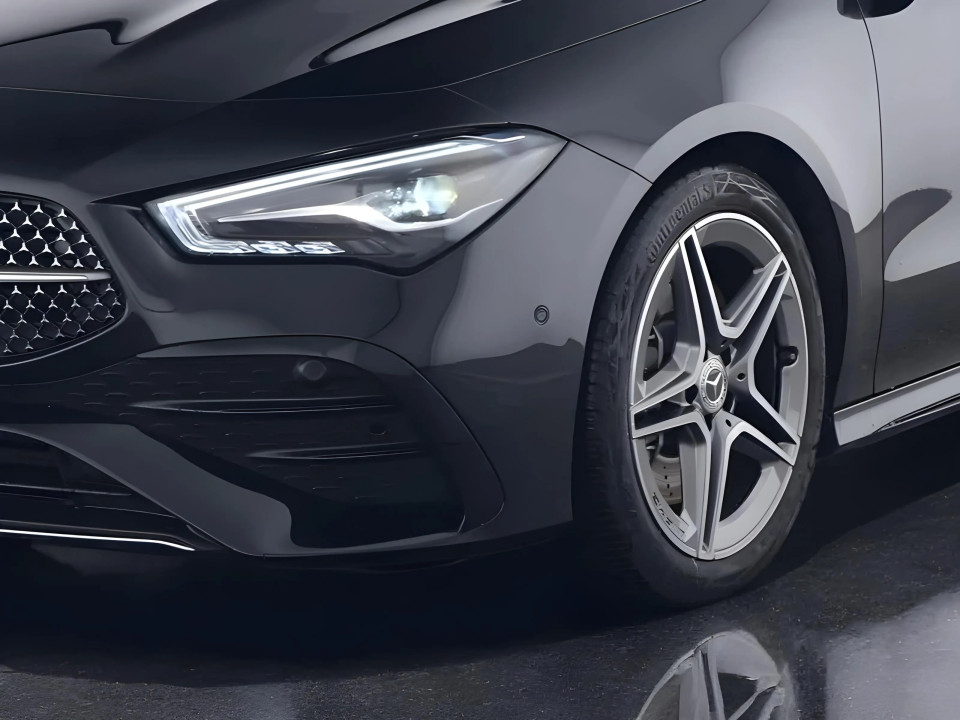 Mercedes-Benz CLA 250 4MATIC AMG Line - foto 8