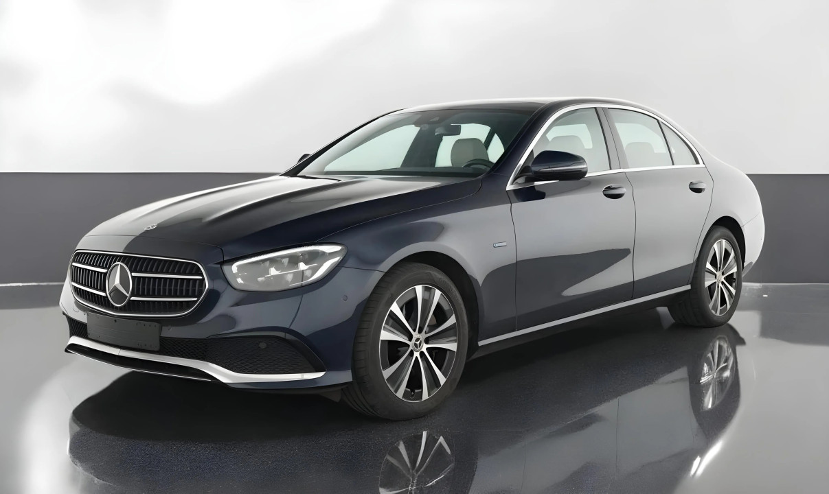 Mercedes-Benz E 300de Avantgarde (2)