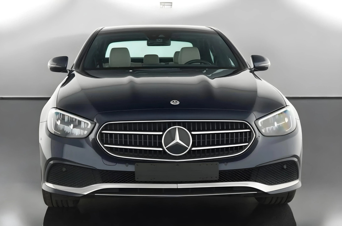 Mercedes-Benz E 300de Avantgarde (4)