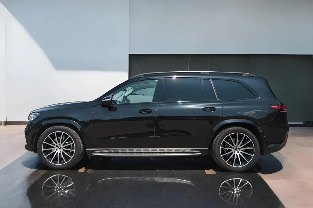 Mercedes-Benz GLS 450 4MATIC AMG Line (5)