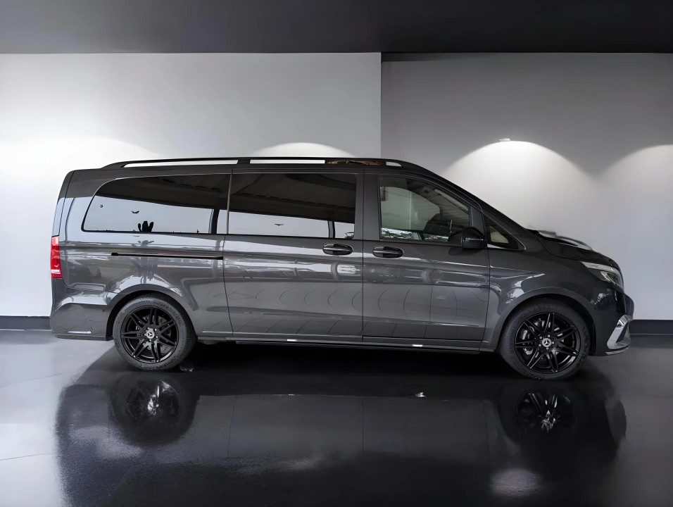 Mercedes-Benz V 300d 4MATIC Extralong (2)