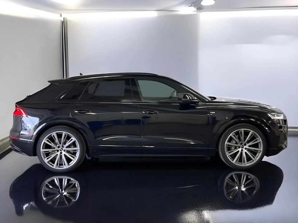 Audi Q8 50TDI quattro tiptronic S-Line (2)