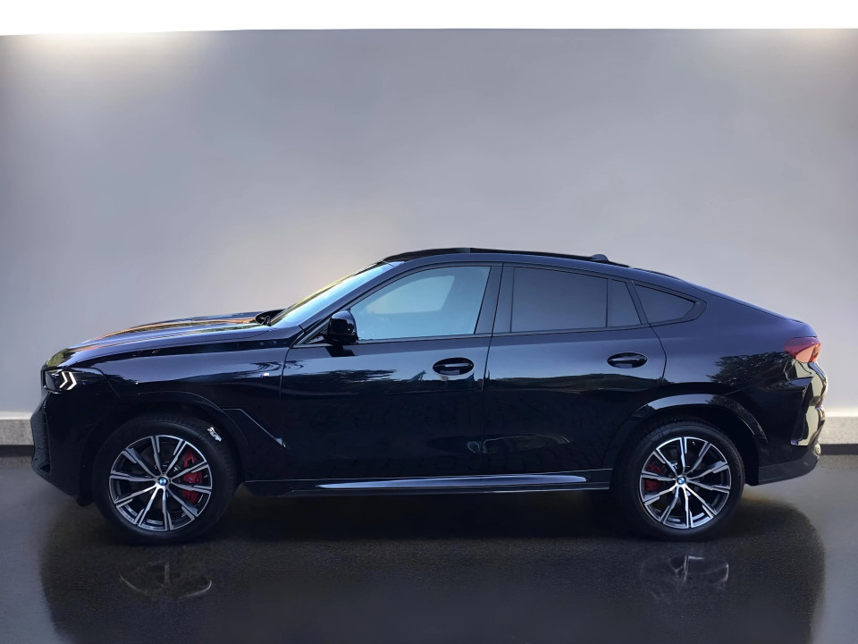 BMW X6 xDrive30d M-Sport (2)