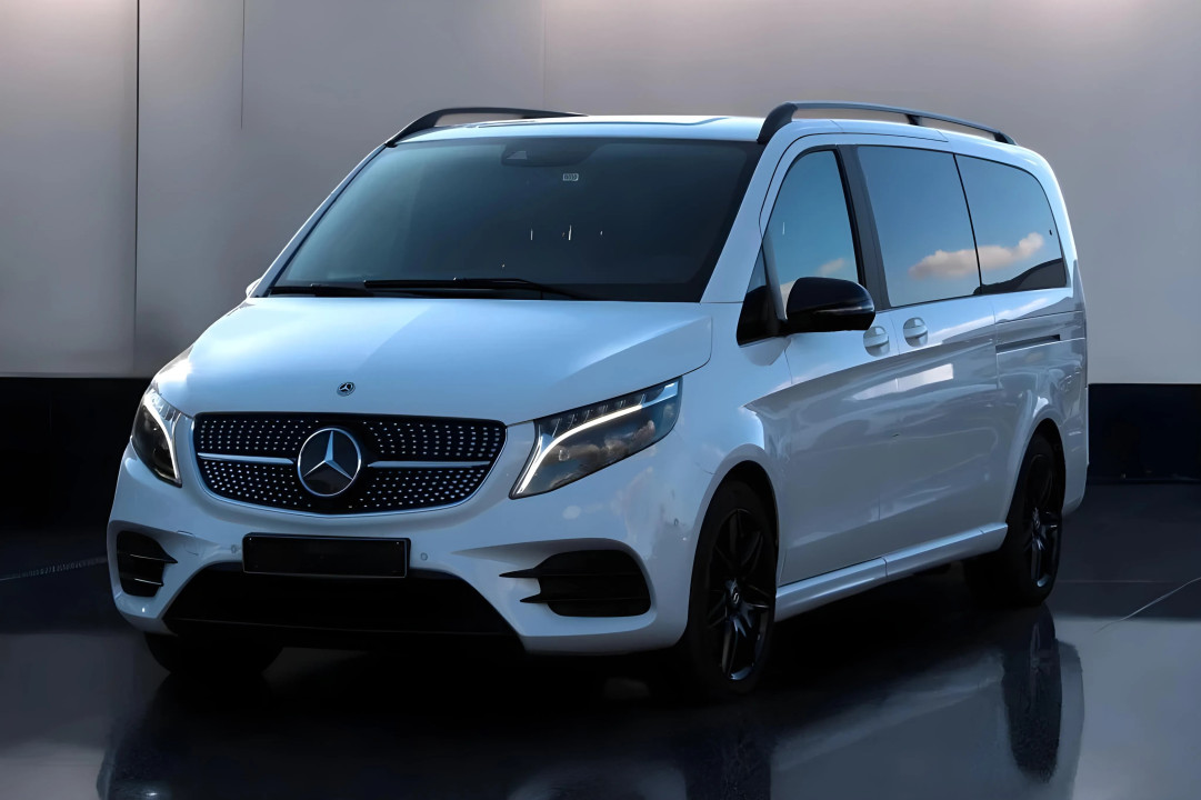 Mercedes-Benz V 300d ExtraLong (2)