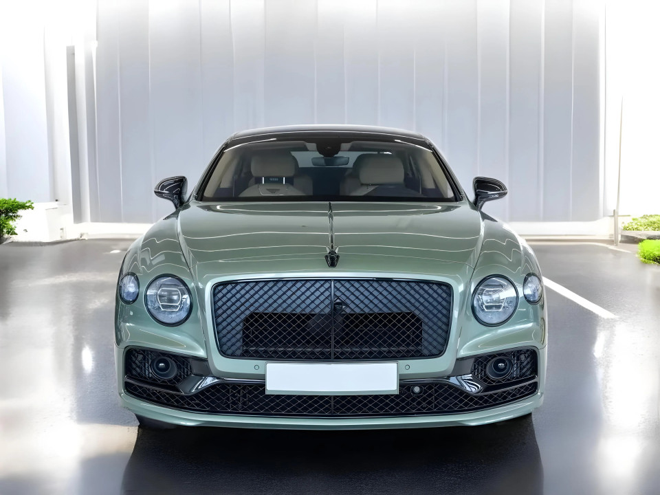 Bentley Flying Spur S V8 (2)