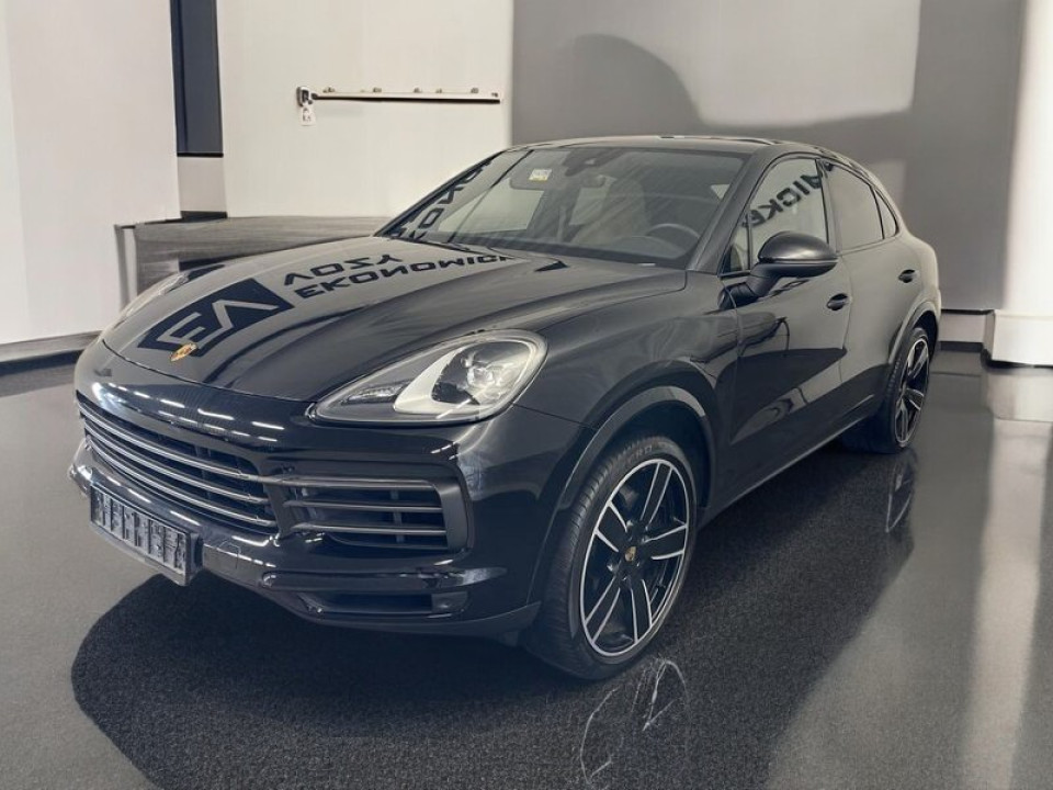 Porsche Cayenne Coupe (2)