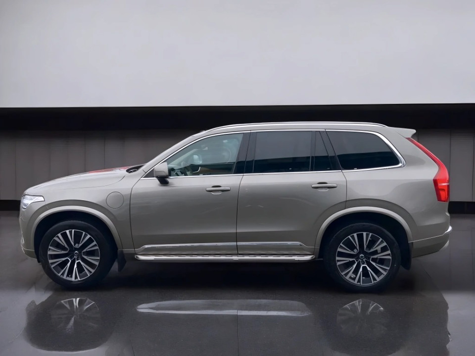 Volvo XC 90 T8 Recharge AWD Inscription (4)