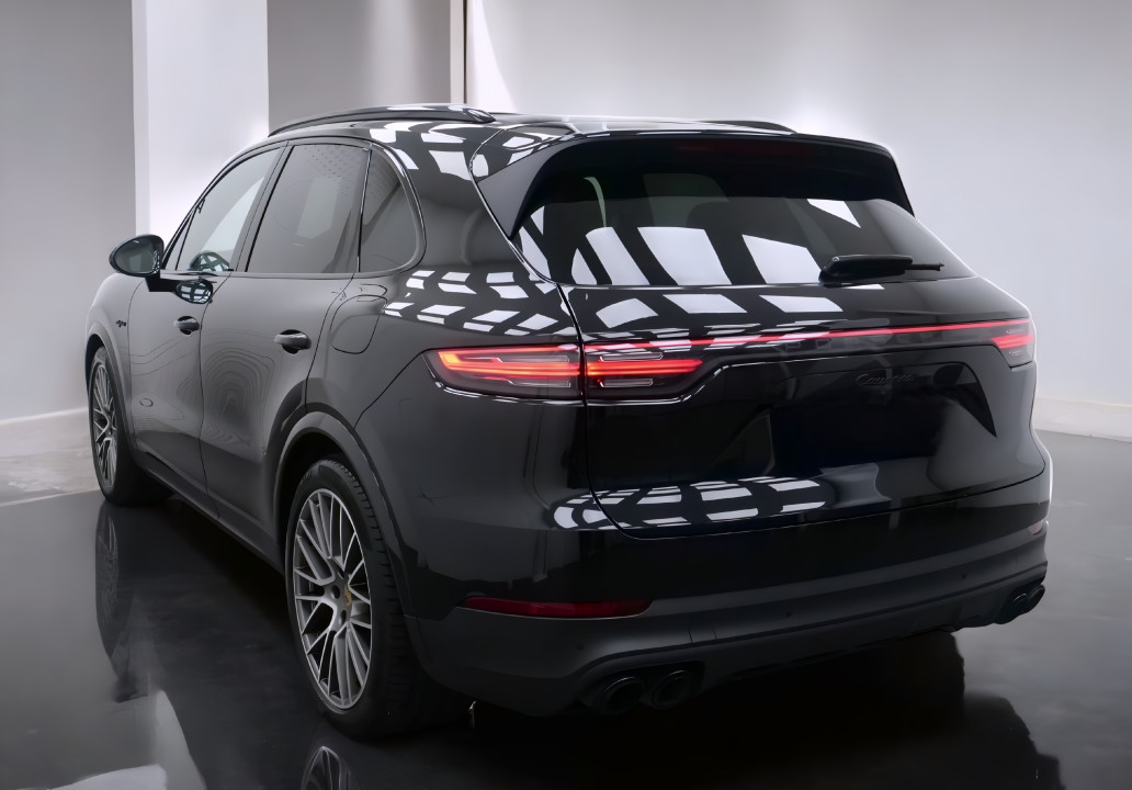 Porsche Cayenne - foto 6