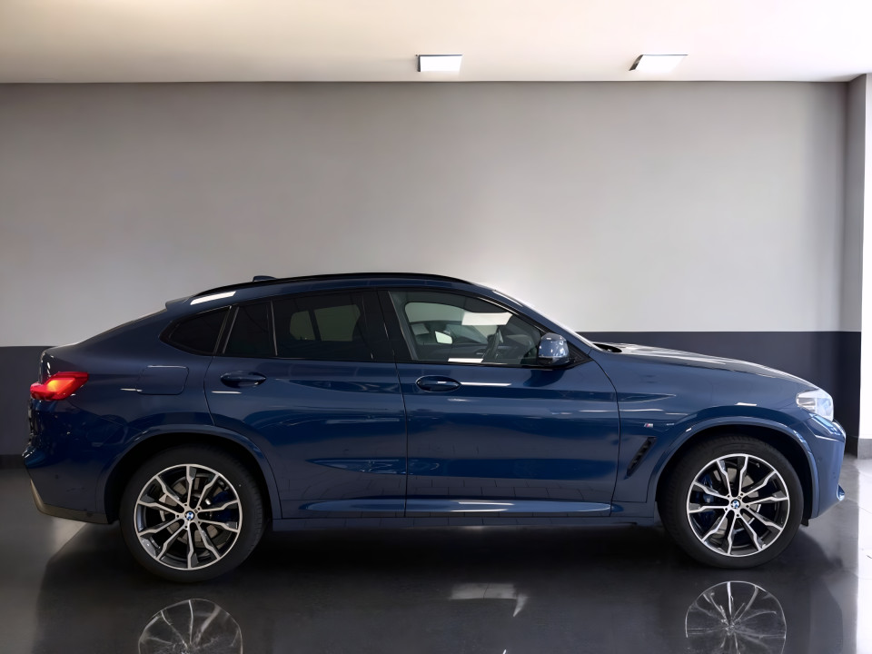 BMW X4 xDrive30d M-Sport (2)