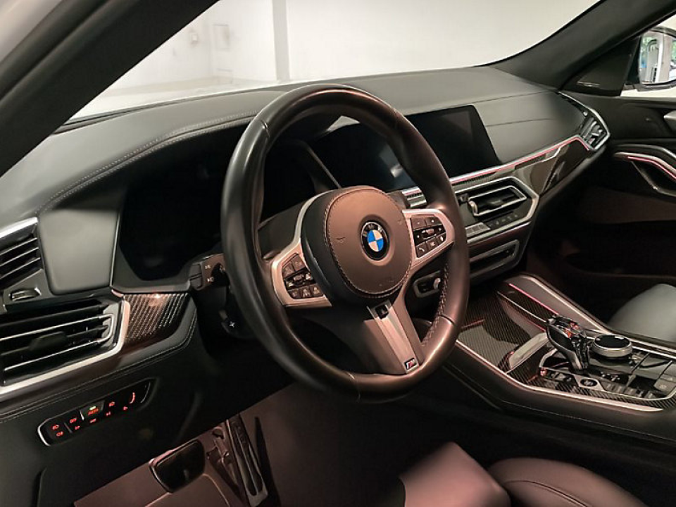 BMW X6 M50i - foto 7