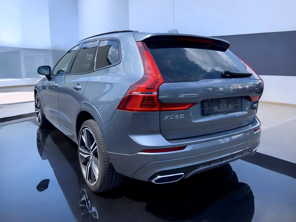 Volvo XC 60 T8 Recharge AWD R-Design (5)