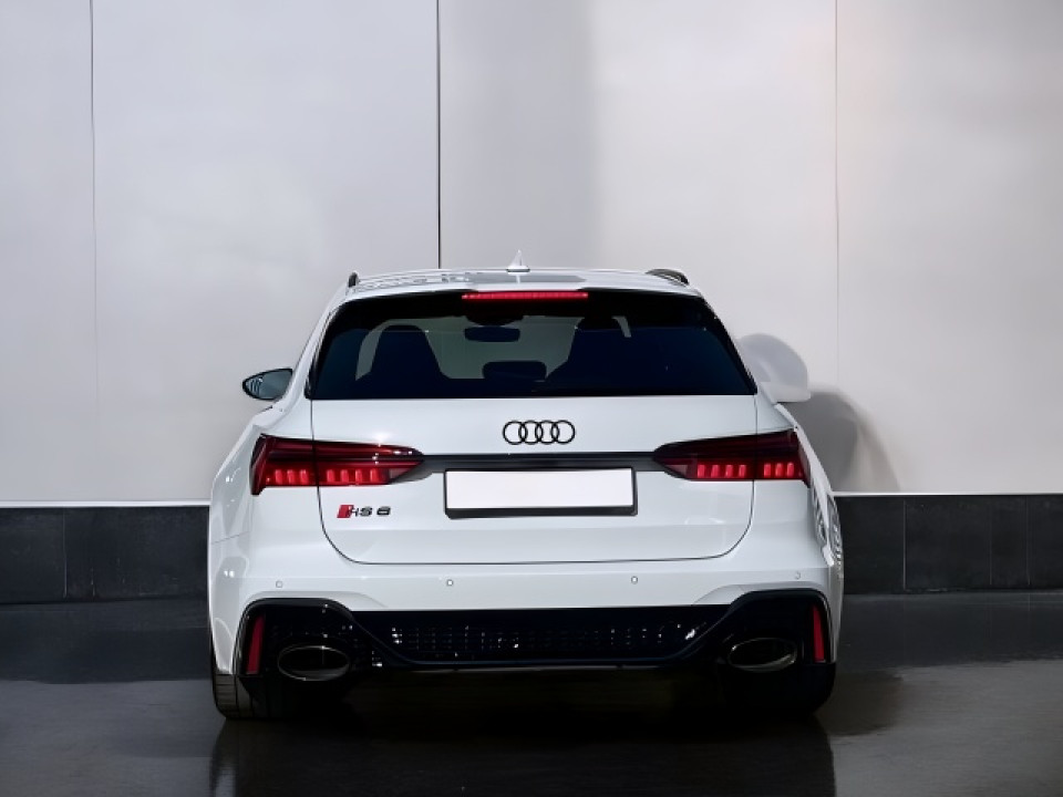 Audi RS6 Avant 70 TFSI Quattro (5)