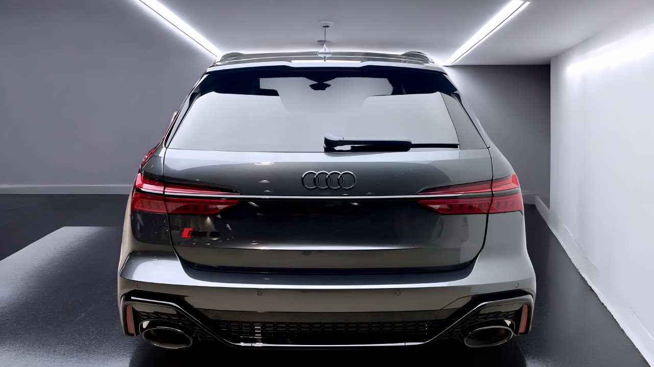 Audi RS6 Avant Quattro Tiptronic (5)