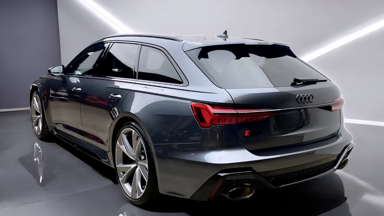 Audi RS6 Avant Quattro Tiptronic (3)