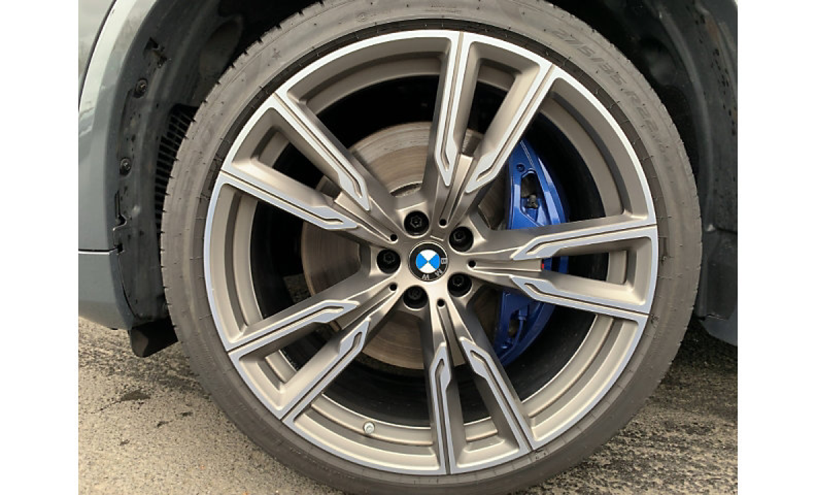 BMW X5 M50i - foto 14